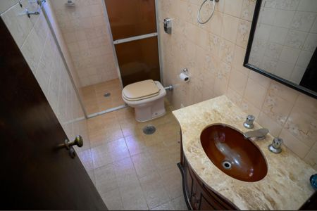 Casa à venda com 160m², 3 quartos e 2 vagasBanheiro Quarto 1 - Suite