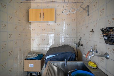 Casa à venda com 160m², 3 quartos e 2 vagasÁrea de Serviço