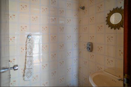 Casa à venda com 160m², 3 quartos e 2 vagasBanheiro de Serviço