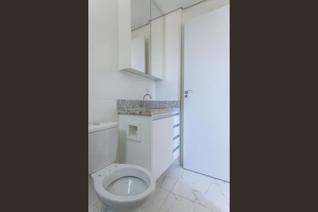 Banheiro da Suíte  de kitnet/studio para alugar com 1 quarto, 30m² em Buritis, Belo Horizonte