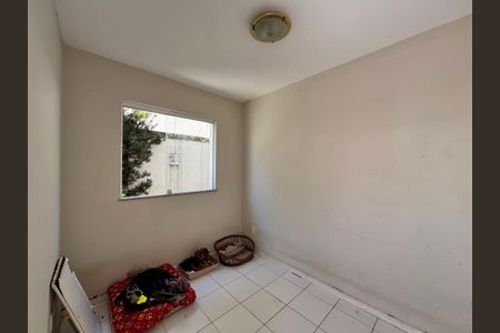 Casa de condomínio para alugar com 290m², 5 quartos e 2 vagasÁrea de Serviço - Quarto