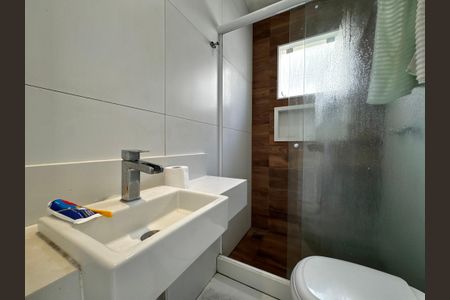 Casa de condomínio para alugar com 290m², 5 quartos e 2 vagasSuíte 2 - Banheiro