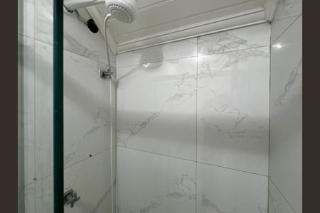 Casa de condomínio para alugar com 290m², 5 quartos e 2 vagasBanheiro