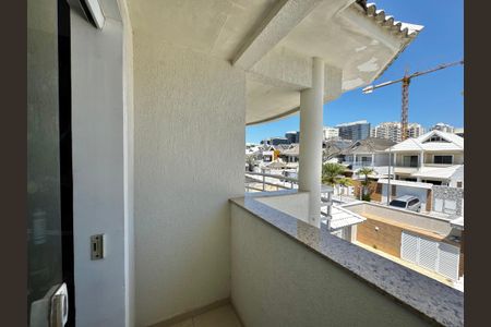 Casa de condomínio para alugar com 290m², 5 quartos e 2 vagasSuite 2 - Varanda