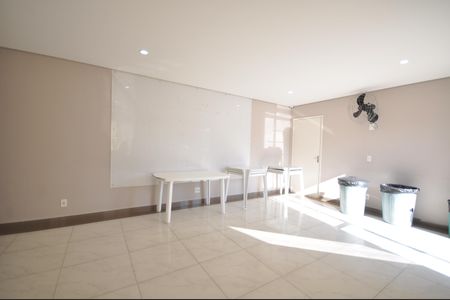 Apartamento à venda com 47m², 2 quartos e 1 vagaÁrea comum - Salão de festas