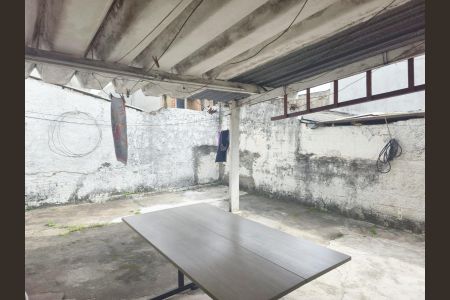 Casa à venda com 180m², 3 quartos e 2 vagasÁrea de Serviço