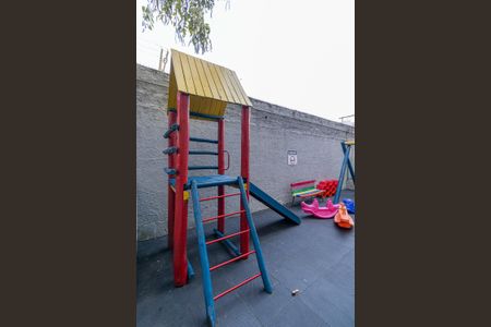 Apartamento à venda com 46m², 2 quartos e 1 vaga Apartamento à venda com 46m², 2 quartos e 1 vagaÁrea Comum - Playground