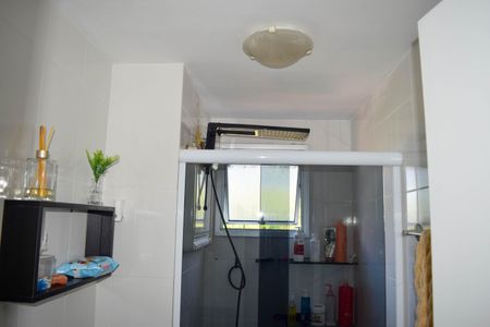 Apartamento à venda com 52m², 2 quartos e 1 vaga Apartamento à venda com 52m², 2 quartos e 1 vagaBanheiro