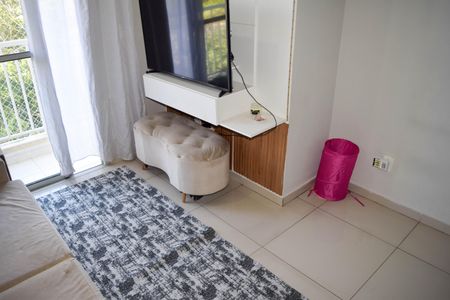 Apartamento à venda com 52m², 2 quartos e 1 vaga Apartamento à venda com 52m², 2 quartos e 1 vagaSala