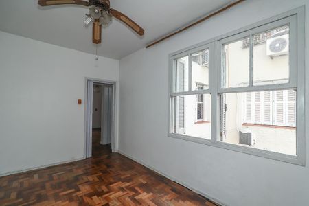 Quarto de apartamento à venda com 1 quarto, 47m² em Passo D’areia, Porto Alegre