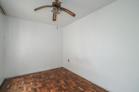 Quarto de apartamento à venda com 1 quarto, 47m² em Passo D’areia, Porto Alegre