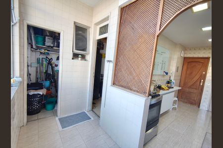 Apartamento à venda com 97m², 2 quartos e 1 vaga
