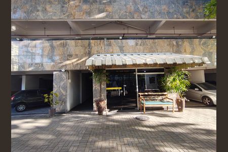 Apartamento à venda com 97m², 2 quartos e 1 vaga