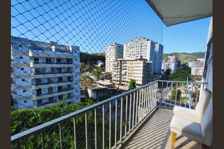 Apartamento à venda com 97m², 2 quartos e 1 vaga