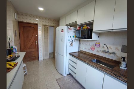 Apartamento à venda com 97m², 2 quartos e 1 vaga