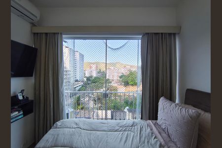 Apartamento à venda com 97m², 2 quartos e 1 vaga