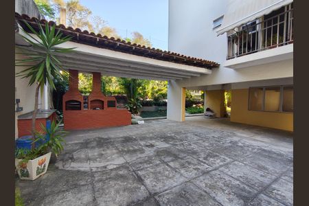 Apartamento à venda com 97m², 2 quartos e 1 vaga