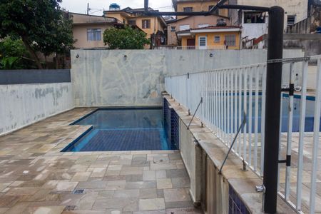 Apartamento à venda com 48m², 2 quartos e sem vagaÁrea comum - Piscina