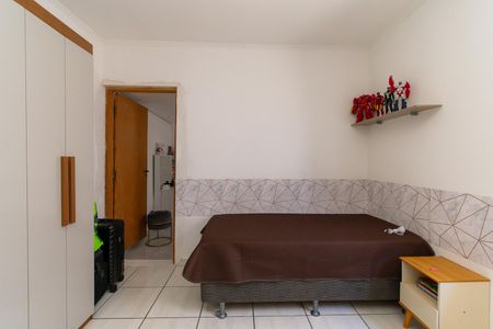 Casa à venda com 200m², 5 quartos e 2 vagasQuarto 1