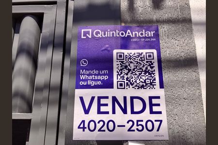Casa à venda com 200m², 5 quartos e 2 vagasPlaca instalada