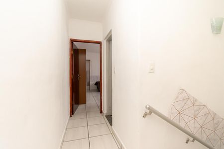 Casa à venda com 200m², 5 quartos e 2 vagasCorredor