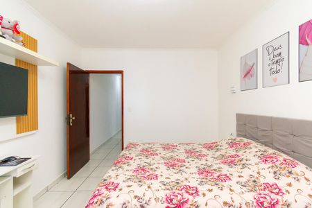 Casa à venda com 200m², 5 quartos e 2 vagasSuíte