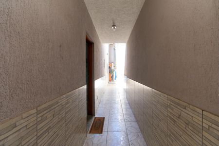 Casa à venda com 200m², 5 quartos e 2 vagasCorredor Externo