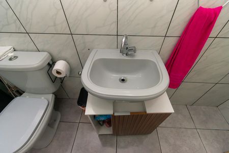 Casa à venda com 200m², 5 quartos e 2 vagasBanheiro da Suíte