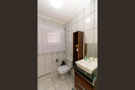 Casa à venda com 200m², 5 quartos e 2 vagasBanheiro 3