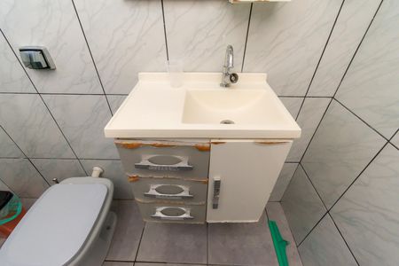 Casa à venda com 200m², 5 quartos e 2 vagasBanheiro 2