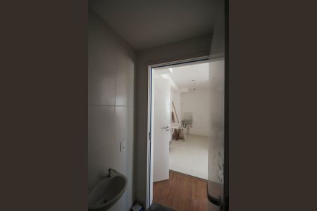 Apartamento para alugar com 36m², 2 quartos e sem vagaBanheiro