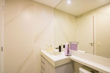 Apartamento à venda com 63m², 2 quartos e 1 vagaBanheiro social