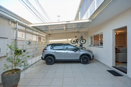 Casa à venda com 82m², 2 quartos e 2 vagasGaragem