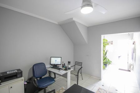 Casa à venda com 42m², 1 quarto e sem vaga Casa à venda com 42m², 1 quarto e sem vagaQuarto