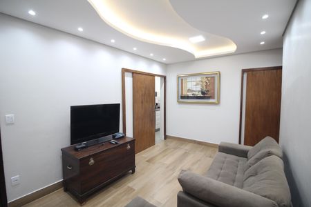 Sala de apartamento para alugar com 3 quartos, 54m² em Eldorado, Contagem