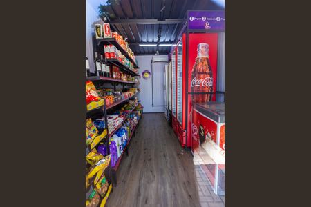 Apartamento à venda com 28m², 1 quarto e sem vagaMini Mercado