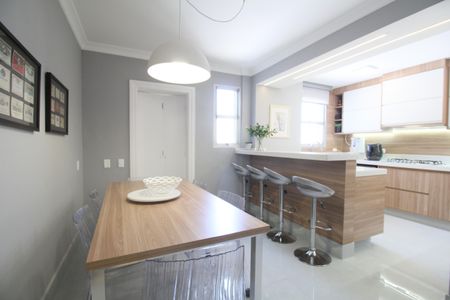 Apartamento à venda com 217m², 3 quartos e 3 vagasCozinha