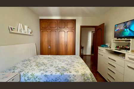 Apartamento para alugar com 190m², 3 quartos e 1 vaga Apartamento para alugar com 190m², 3 quartos e 1 vagaQuarto 1