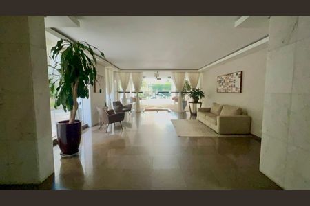 Apartamento para alugar com 190m², 3 quartos e 1 vaga Apartamento para alugar com 190m², 3 quartos e 1 vagaHall de entrada