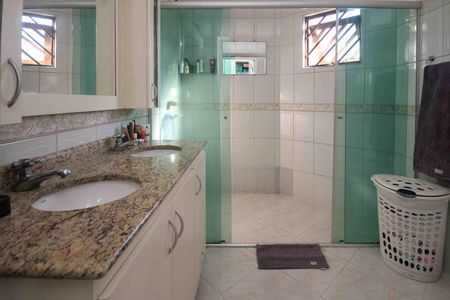 Casa à venda com 148m², 3 quartos e 2 vagasBanheiro da Suite 03