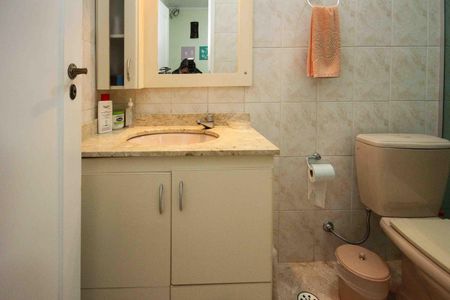 Casa à venda com 148m², 3 quartos e 2 vagasBanheiro da Suite 02