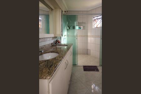 Casa à venda com 148m², 3 quartos e 2 vagasBanheiro da Suite 03