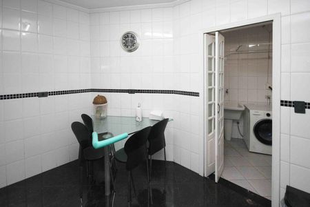 Casa à venda com 148m², 3 quartos e 2 vagasCozinha