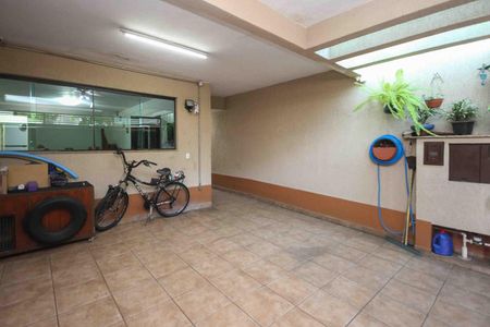 Casa à venda com 148m², 3 quartos e 2 vagasGaragem