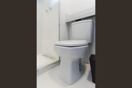 Apartamento à venda com 77m², 3 quartos e 1 vaga Apartamento à venda com 77m², 3 quartos e 1 vagaBanheiro da Suíte