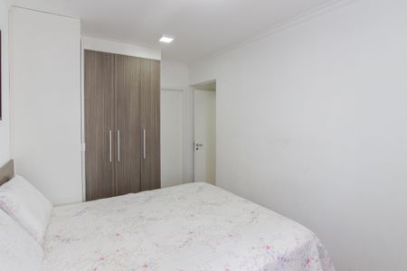 Apartamento à venda com 77m², 3 quartos e 1 vaga Apartamento à venda com 77m², 3 quartos e 1 vagaSuíte