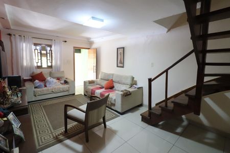 Sala de casa à venda com 3 quartos, 180m² em Bussocaba, Osasco