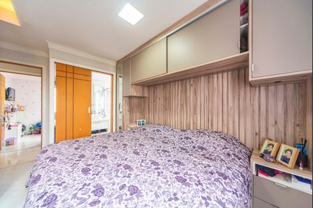 Apartamento à venda com 85m², 3 quartos e 2 vagasSuíte