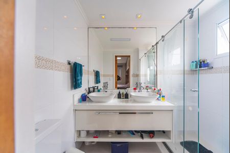 Apartamento à venda com 85m², 3 quartos e 2 vagasBanheiro da Suíte