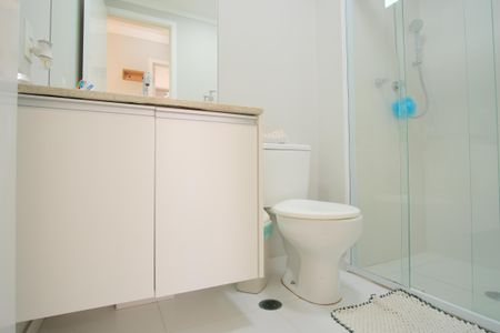 Apartamento à venda com 69m², 2 quartos e 1 vagaBanheiro Social